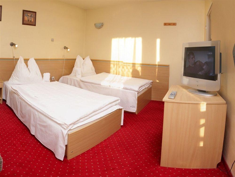 Hotel Wiktoria Szklarska Poręba Esterno foto