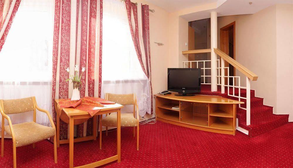 Hotel Wiktoria Szklarska Poręba Esterno foto